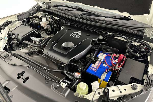 2021 Mitsubishi TRITON GLX+ (4x4) MR MY22 4X4