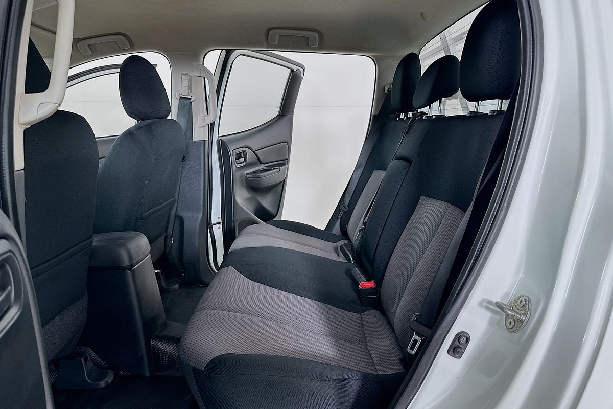 2022 Mitsubishi TRITON GLX (4x4) MR MY22 4X4