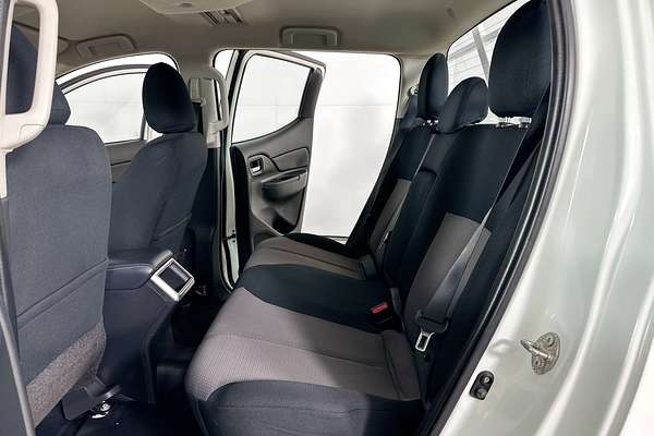 2022 Mitsubishi TRITON GLX+ (4x4) MR MY22 4X4