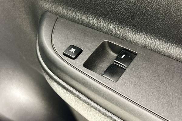 2021 Mitsubishi TRITON GLX (4x2) MR MY21 4x2