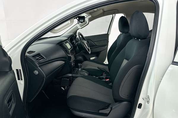 2021 Mitsubishi TRITON GLX (4x4) MR MY22 4X4