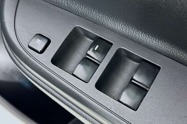 2021 Mitsubishi TRITON GLX ADAS (4x2) MR MY21 4x2