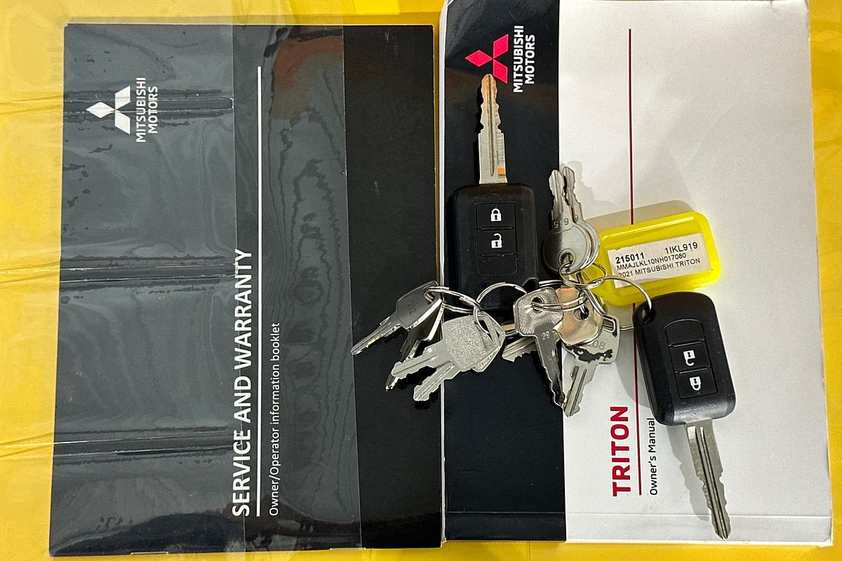 2021 Mitsubishi TRITON GLX+ (4x4) MR MY22 4X4
