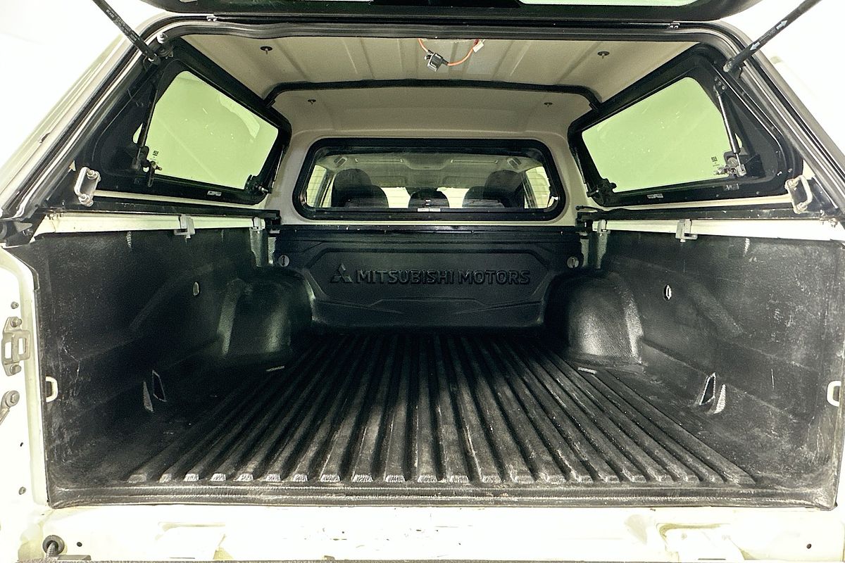 2021 Mitsubishi TRITON GLX+ (4x4) MR MY21 4X4