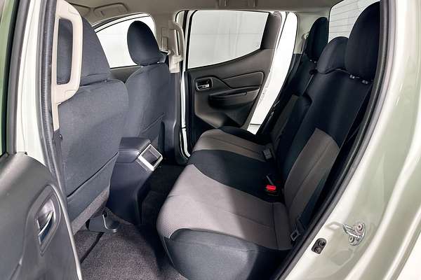 2021 Mitsubishi TRITON GLX-R (4x4) MR MY22 4X4