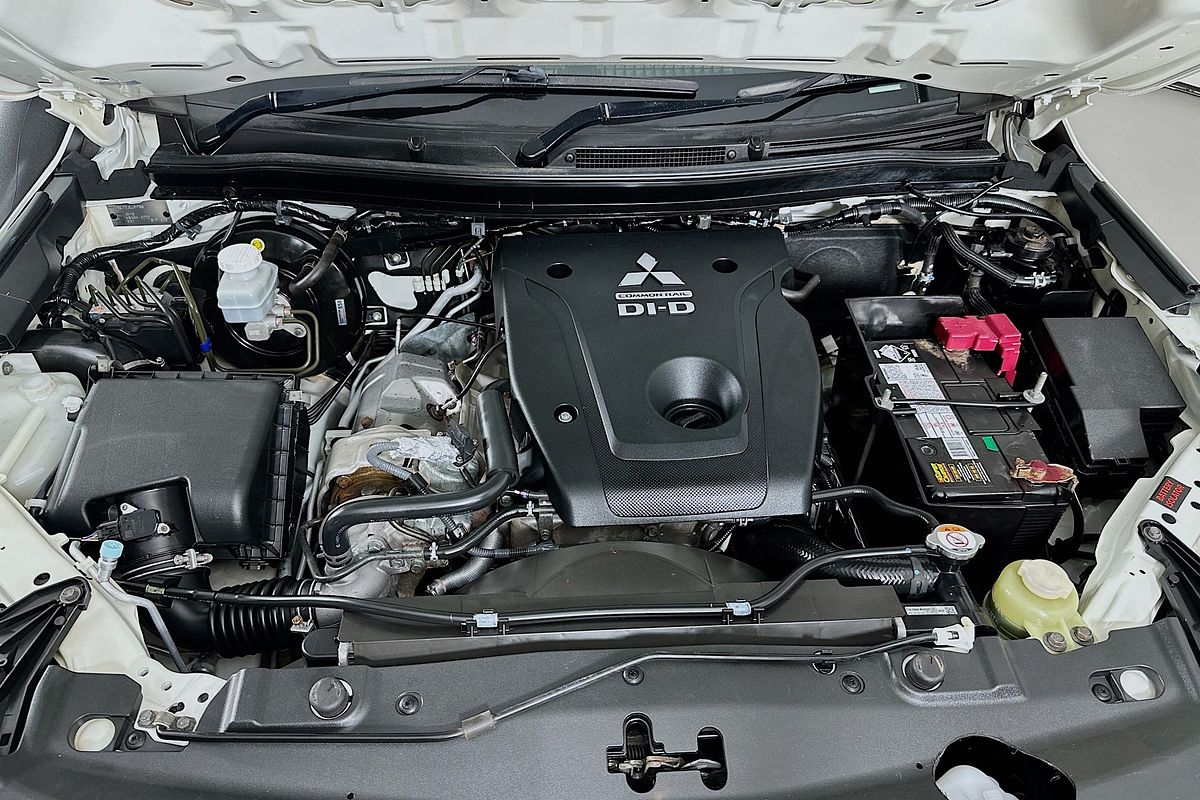 2021 Mitsubishi Triton GLX MR 4X4