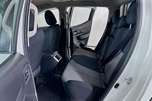 2019 Mitsubishi TRITON GLX PLUS (4x4) MR MY19 4X4