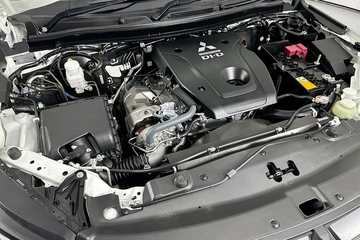2023 Mitsubishi TRITON GLX (4x2) MR MY23 REAR WHEEL DRIVE