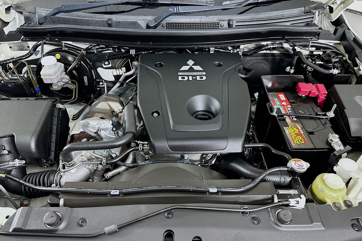 2021 Mitsubishi TRITON GLX (4x2) MR MY21 4x2
