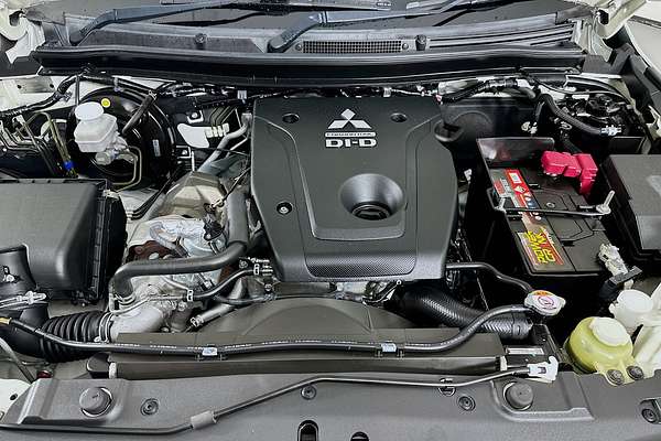 2021 Mitsubishi TRITON GLX (4x2) MR MY21 4x2