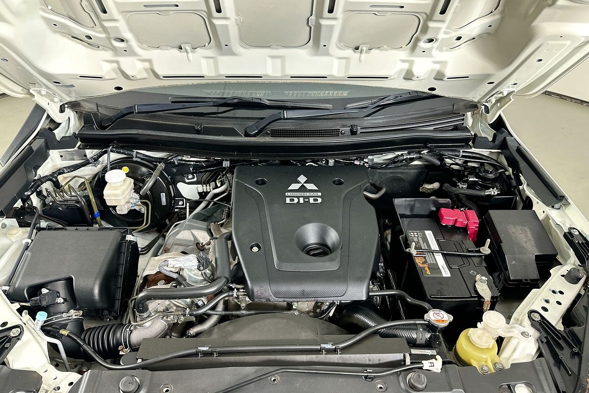 2022 Mitsubishi TRITON GLX+ (4x4) MR MY22 4X4