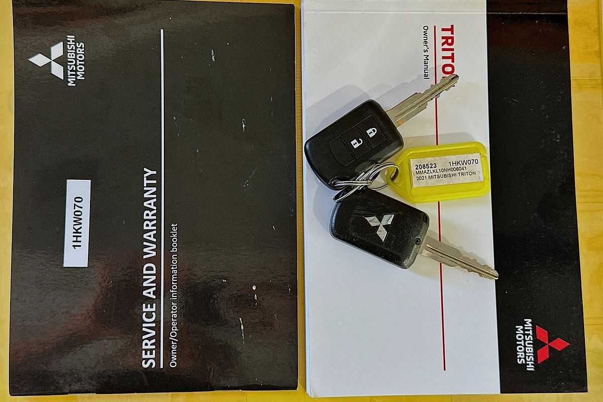 2021 Mitsubishi Triton GLX MR 4X4