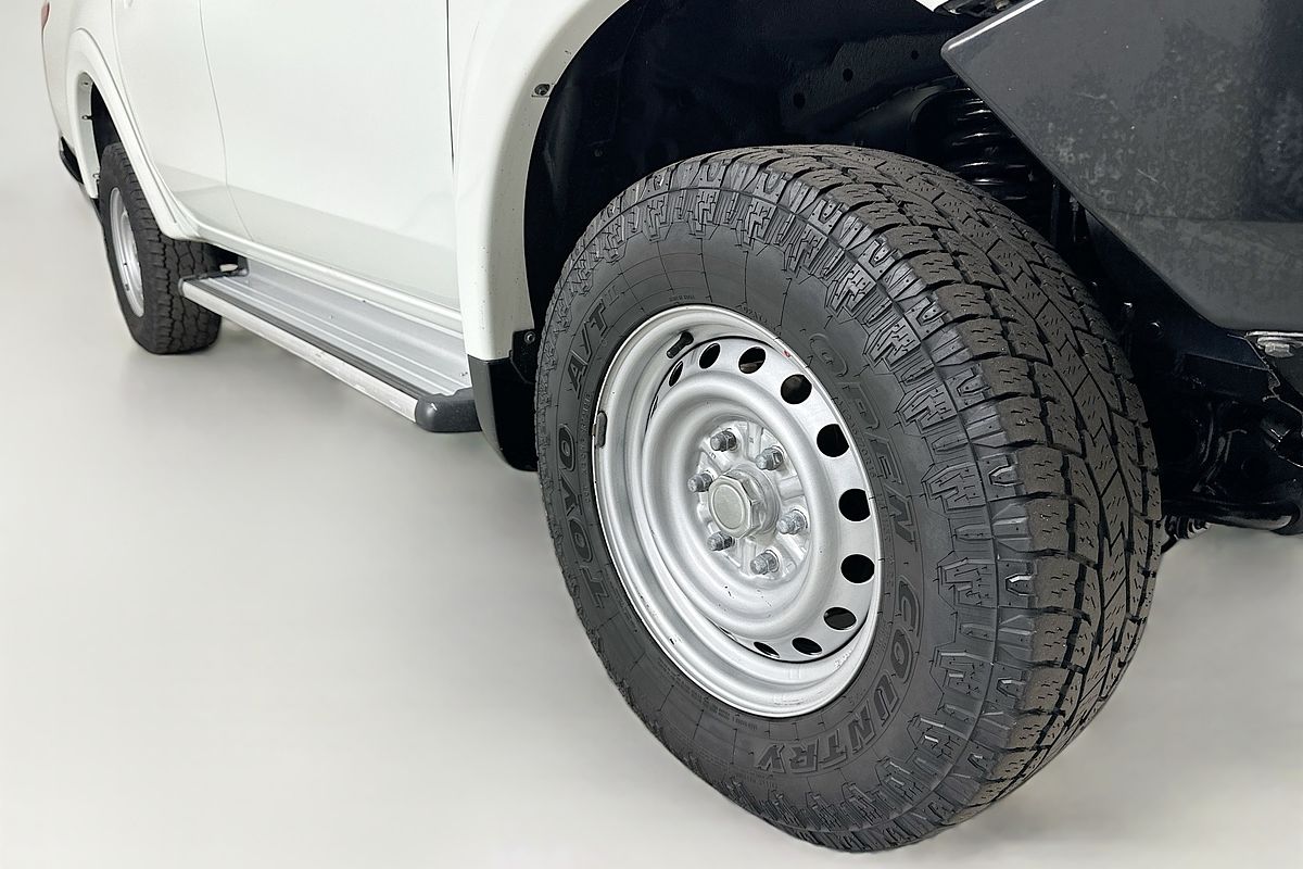 2017 Mitsubishi TRITON GLX PLUS (4x4) MQ MY17 4X4