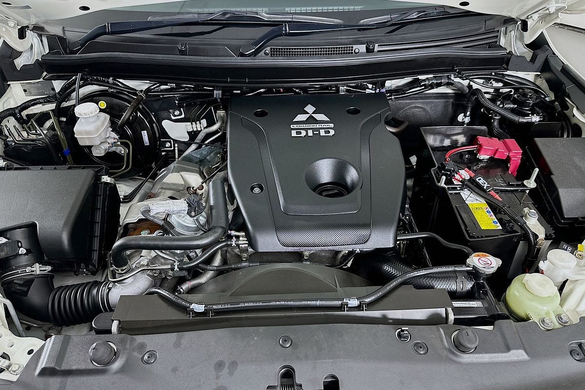 2022 Mitsubishi TRITON GLX-R (4x2) MR MY22 4x2