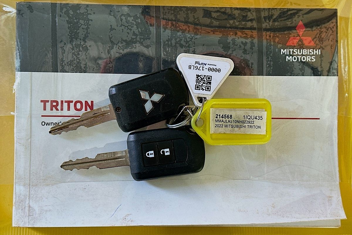 2022 Mitsubishi TRITON GLX+ (4x4) MR MY22 4X4