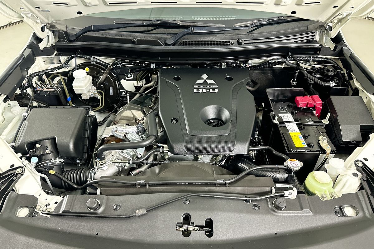 2021 Mitsubishi TRITON GLX (4x2) MR MY22 4x2