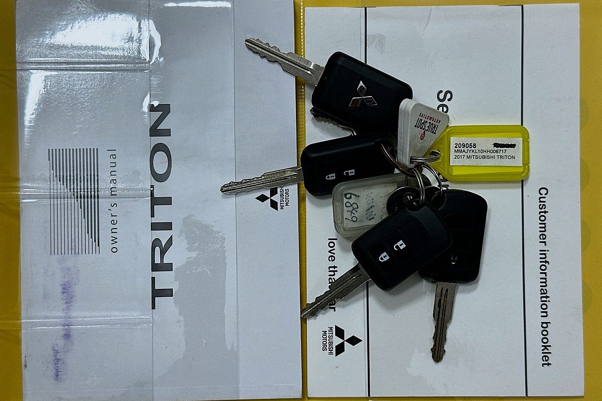 2017 Mitsubishi TRITON GLX PLUS (4x4) MQ MY17 4X4