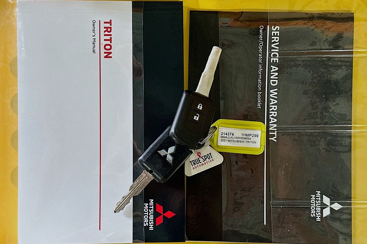 2021 Mitsubishi TRITON GLX+ (4x4) MR MY22 4X4