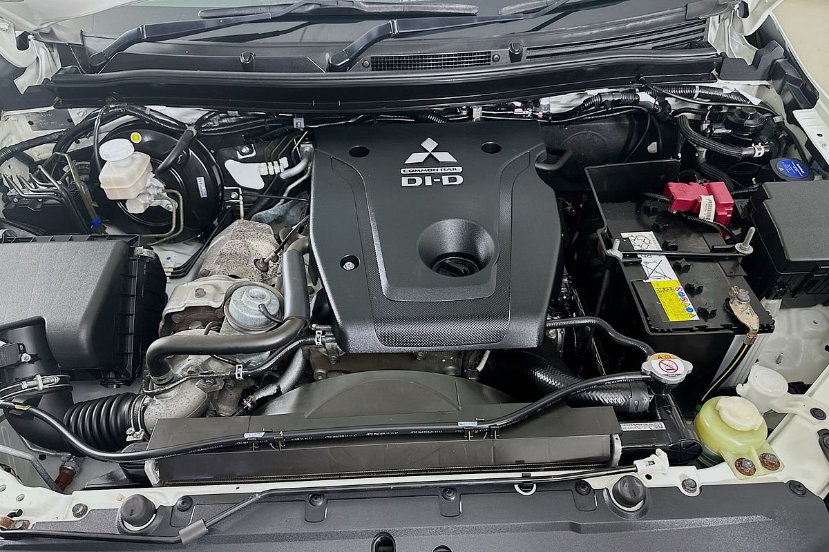 2017 Mitsubishi TRITON GLX PLUS (4x4) MQ MY17 4X4