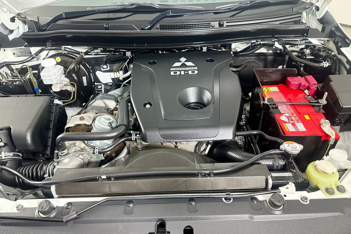 2017 Mitsubishi TRITON GLX (4x4) MQ MY17 4X4