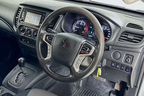 2022 Mitsubishi TRITON GLX (4x4) MR MY22 4X4