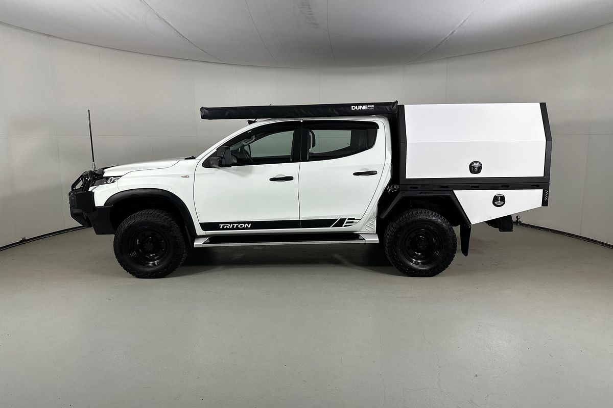 2021 Mitsubishi TRITON GLX+ (4x4) MR MY22 4X4
