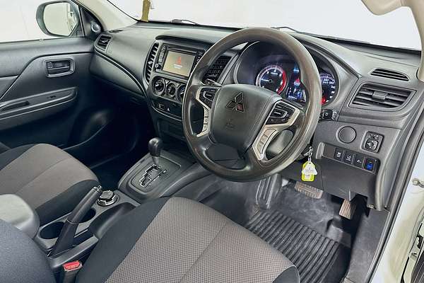 2022 Mitsubishi TRITON GLX (4x4) MR MY22 4X4