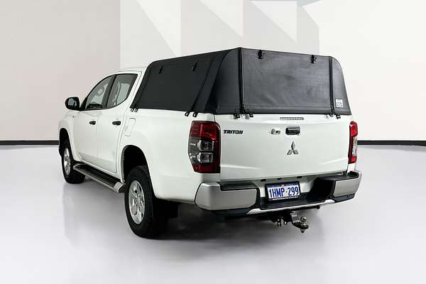 2021 Mitsubishi TRITON GLX+ (4x4) MR MY22 4X4