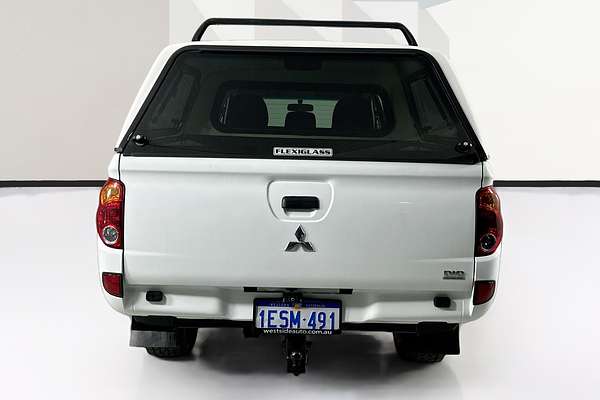 2014 Mitsubishi Triton GLX MN 4X4