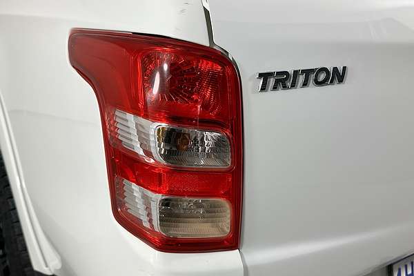 2015 Mitsubishi TRITON GLX (4x4) MQ MY16 4X4