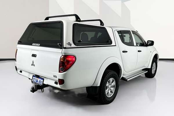 2014 Mitsubishi Triton GLX MN 4X4