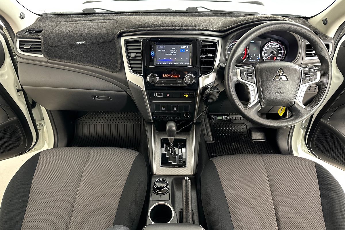 2021 Mitsubishi TRITON GLX+ (4x4) MR MY22 4X4