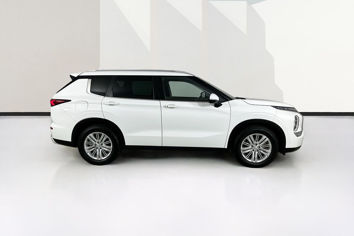 2022 Mitsubishi OUTLANDER LS 7 SEAT (2WD) ZM MY22