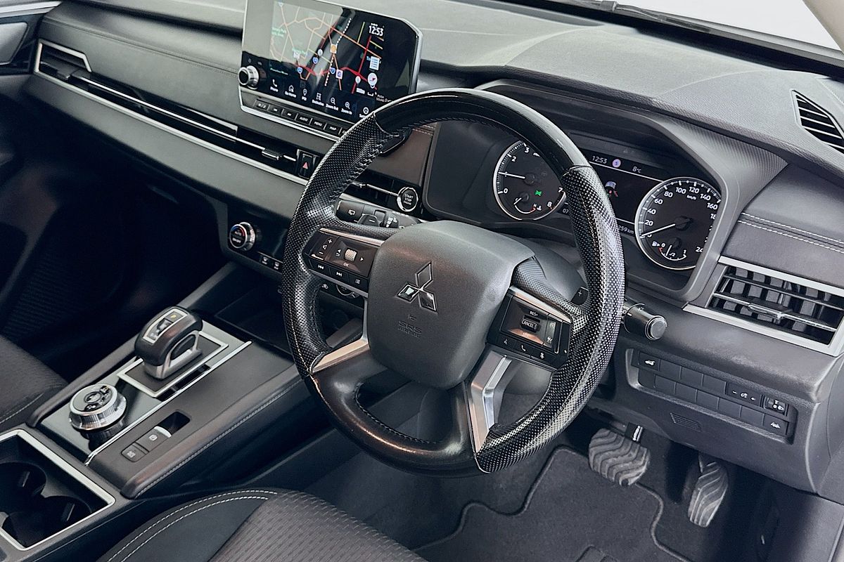2022 Mitsubishi OUTLANDER LS 7 SEAT (2WD) ZM MY22