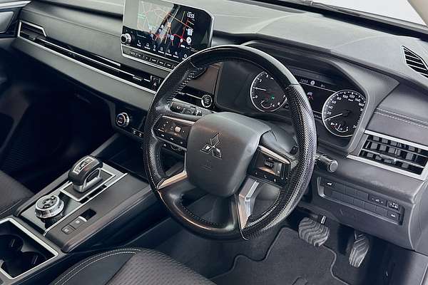 2022 Mitsubishi OUTLANDER LS 7 SEAT (2WD) ZM MY22
