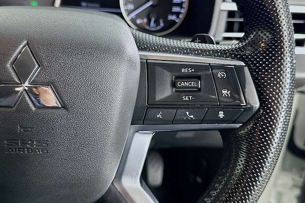 2022 Mitsubishi OUTLANDER LS 7 SEAT (2WD) ZM MY22