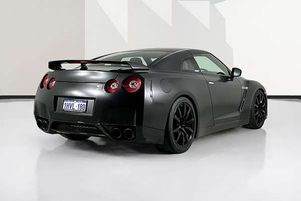 2009 Nissan GT-R PREMIUM R35