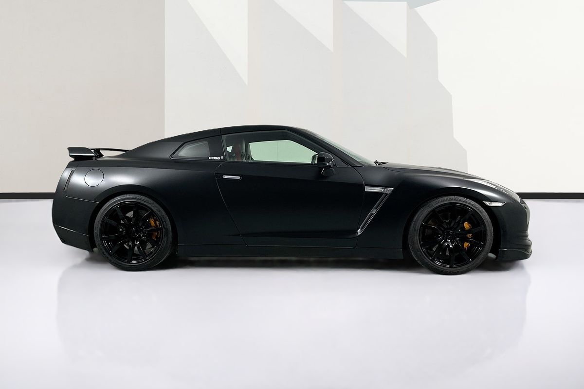 2009 Nissan GT-R PREMIUM R35