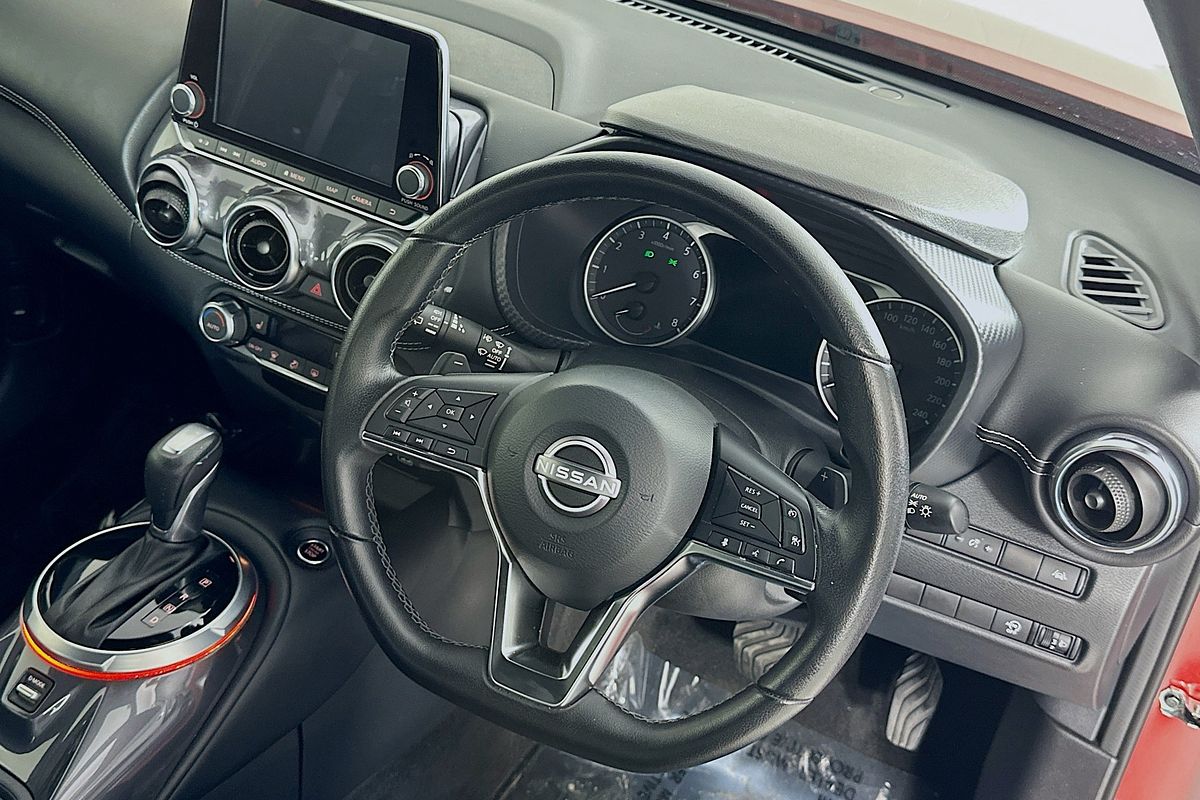 2023 Nissan JUKE ST-L F16