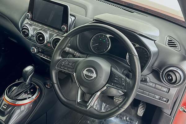 2023 Nissan JUKE ST-L F16