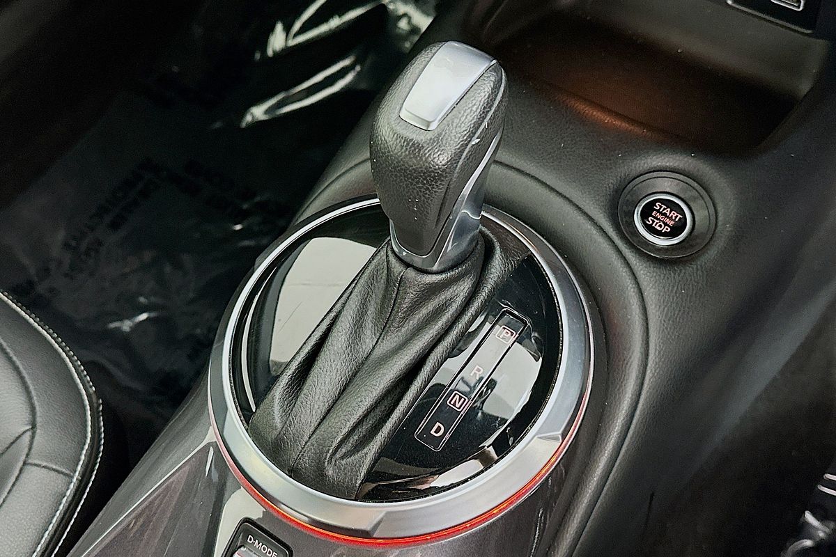 2023 Nissan JUKE ST-L F16