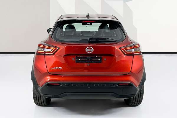 2023 Nissan JUKE ST-L F16