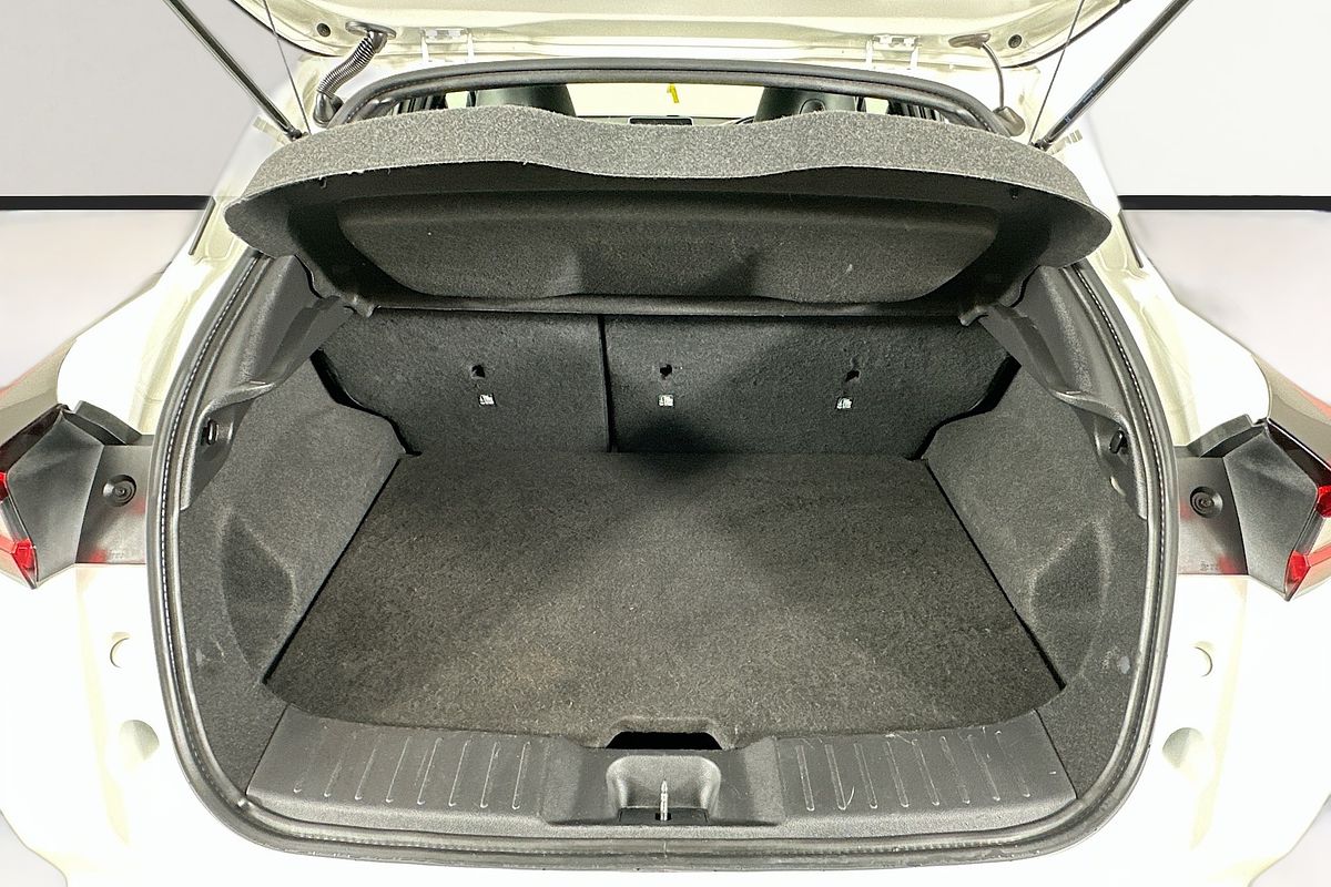 2023 Nissan JUKE ST-L F16 MY23