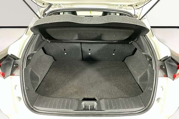 2023 Nissan JUKE ST-L F16 MY23