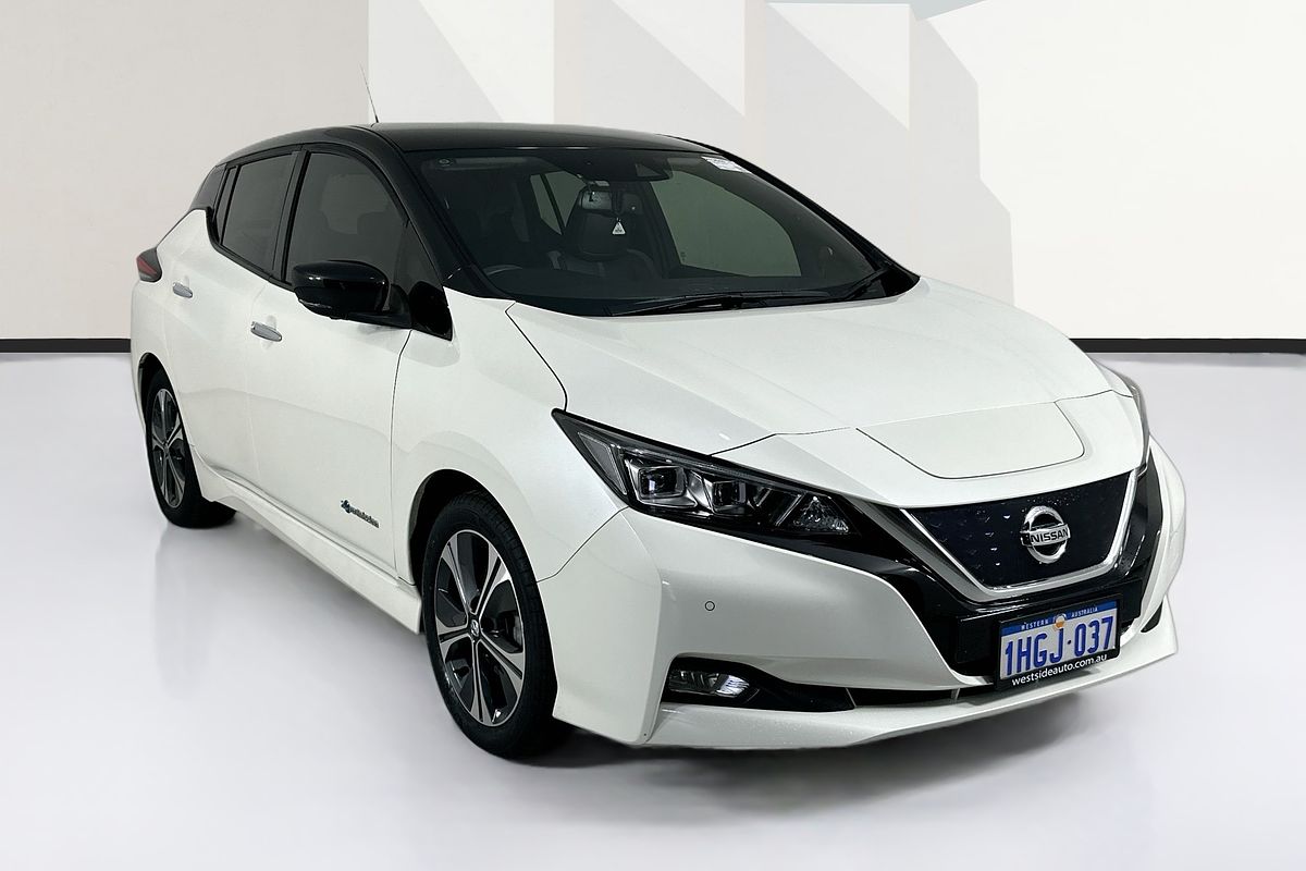 2020 Nissan LEAF ZE1