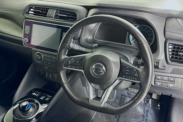 2020 Nissan LEAF ZE1