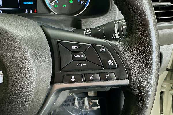 2020 Nissan LEAF ZE1