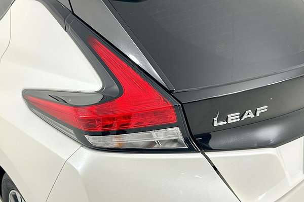 2020 Nissan LEAF ZE1