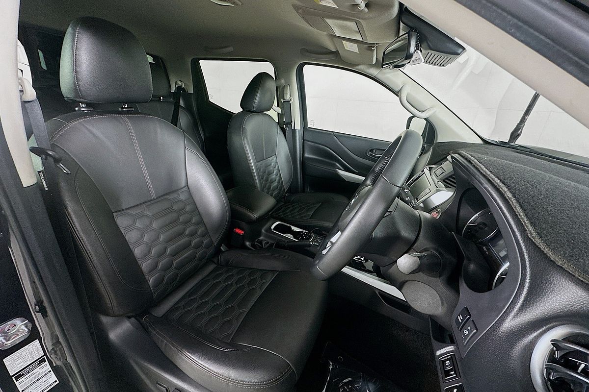 2021 Nissan NAVARA ST-X (4x4) LEATHER/NO SUNROOF D23 MY21 4X4