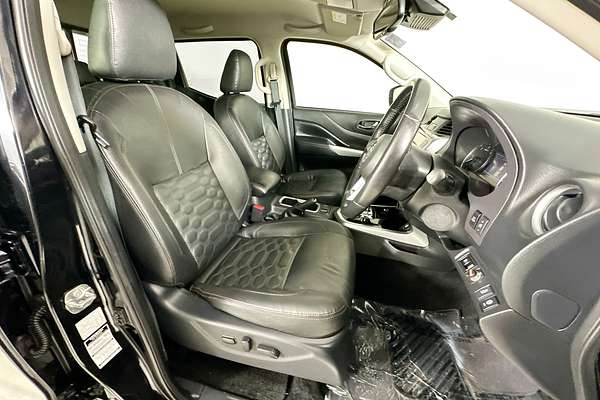2021 Nissan NAVARA ST-X (4x4) LEATHER/NO SUNROOF D23 MY21.5 4X4
